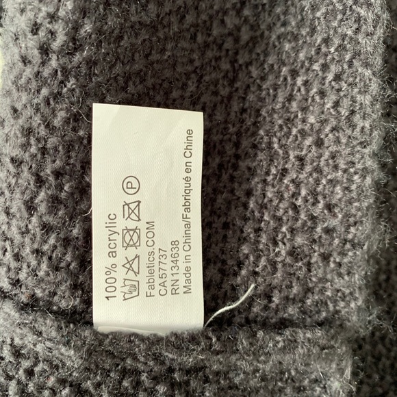 3 for $25 Fabletics Infinity Scarf - Picture 2 of 2